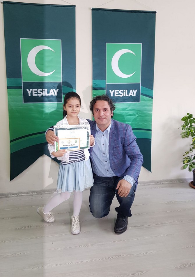 saglikli-nesil-saglikli-gelecek-yetenek-yarismasinda-dereceye-giren-ogrenciler-odullendirildi-(4).jpg