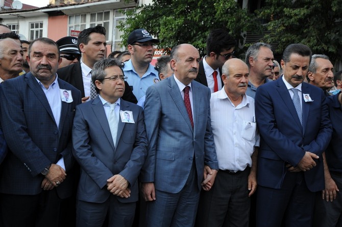 salih-huseyin-parca’nin-cenazesi-artvin’de-defnedildi-(6).jpg