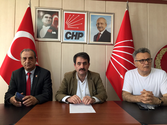 saltuk-deniz-basin-aciklamasi-chp-rize-il-binasi-1.jpg
