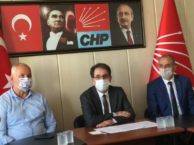 saltuk-deniz-chp-rize-il-baskani-basin-toplantisi-(4).jpg