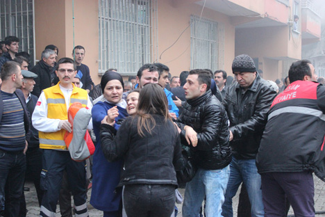 samsunda-ev-yangini-1-olu-2.jpg samsunda-ev-yangini-1-olu-2.jpg