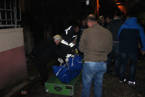 samsunda-ev-yangini-1-olu-5.jpg samsunda-ev-yangini-1-olu-5.jpg