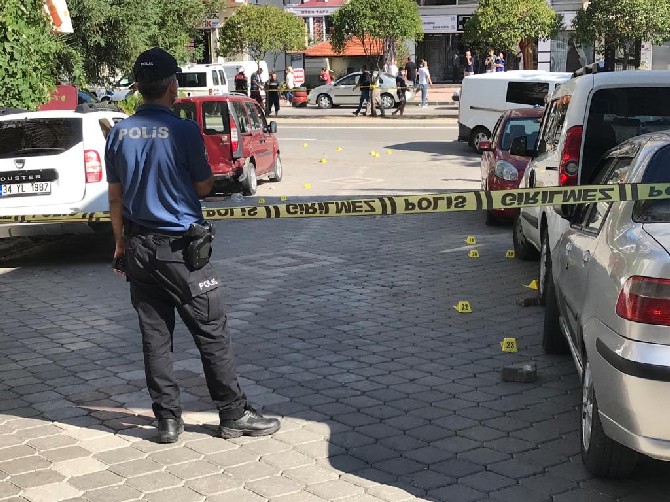 samsunda-iki-grup-arasinda-silahli-kavga-2-olu,-3-yarali-(5).jpg