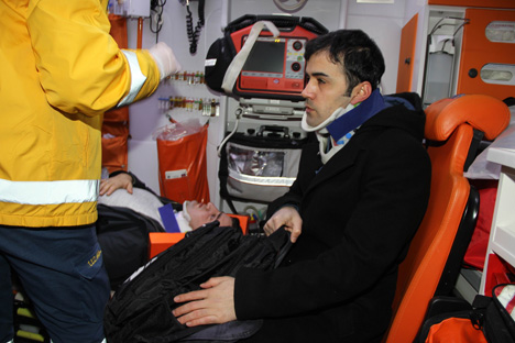 samsunda-trafik-kazasi-9-yarali-2.jpg samsunda-trafik-kazasi-9-yarali-2.jpg