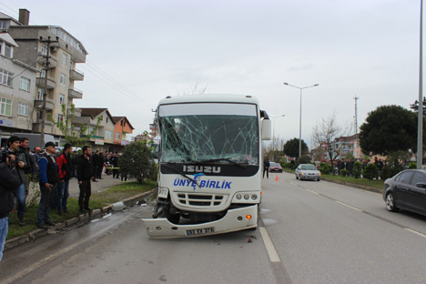 samsunda-yolcu-midibusleri-carpisti-17-yarali-6.jpg samsunda-yolcu-midibusleri-carpisti-17-yarali-6.jpg
