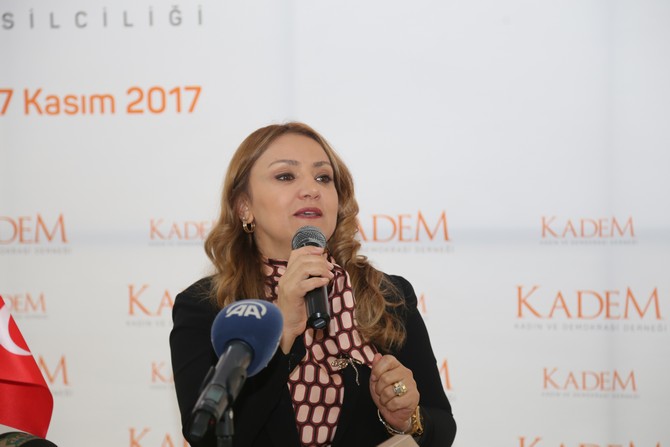 sare-aydin-yilmaz-kadin-ve-demokrasi-dernegi-(kadem)-genel-baskani.jpg