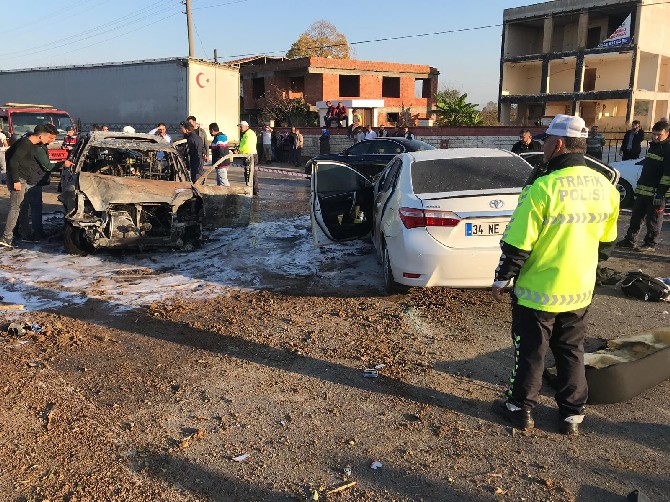 savcinin-kullandigi-cip-ile-otomobil-carpisti-1-olu,-8-yarali-(3).jpg