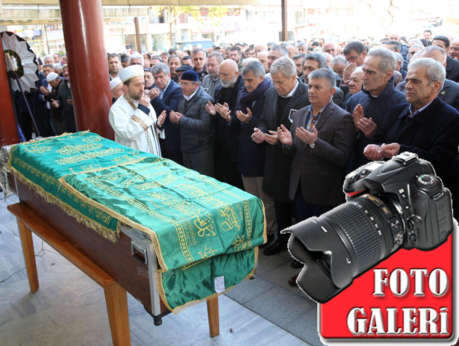 sayinur-yardimci-cenaze-foto-galeri.jpg