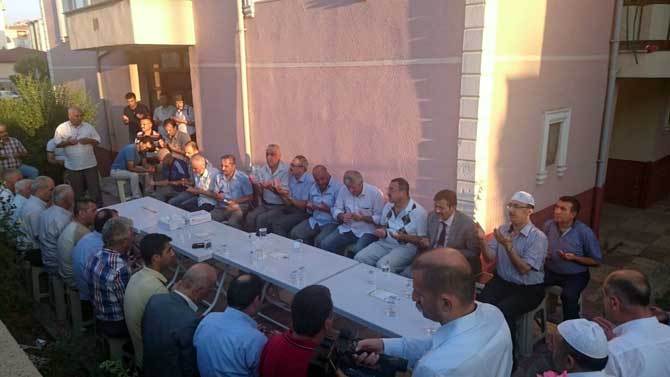 sehit-askerin-kocaeli’deki-baba-evine-ates-dustu3.jpg sehit-askerin-kocaeli’deki-baba-evine-ates-dustu3.jpg