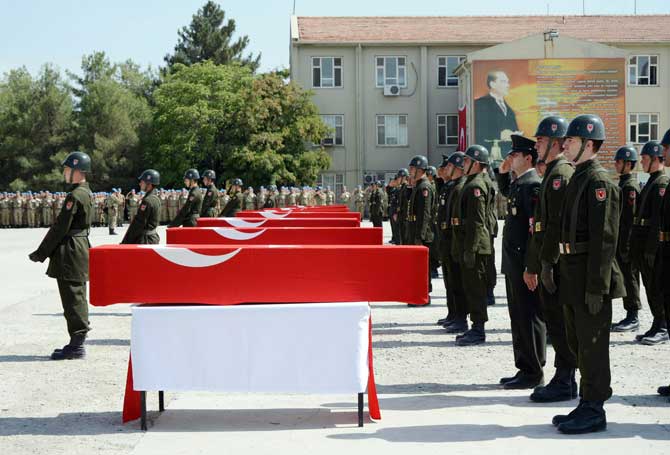 sehit-askerler-memleketlerine-ugurlandi.jpg sehit-askerler-memleketlerine-ugurlandi.jpg