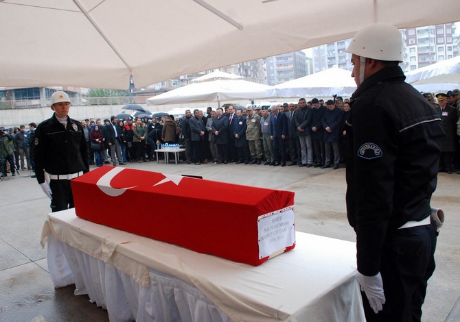 sehit-polis-memurlari-memleketlerine-ugurlandi-(1).jpg