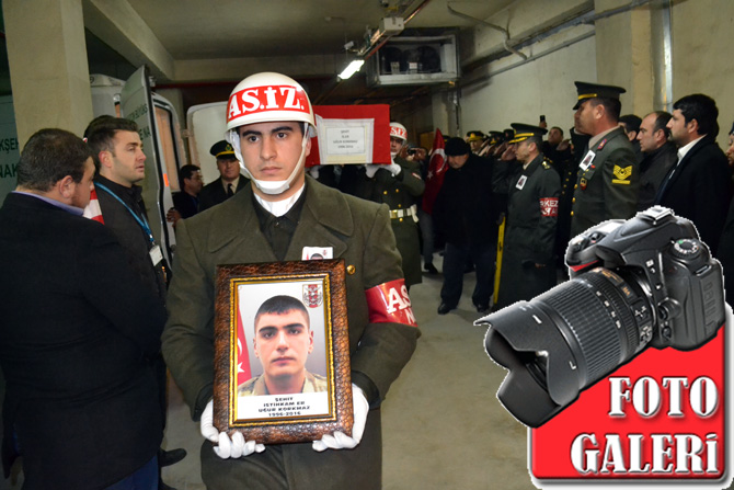 sehit-ugur-korkmazin-cenazesi-rizeye-getirildi.jpg