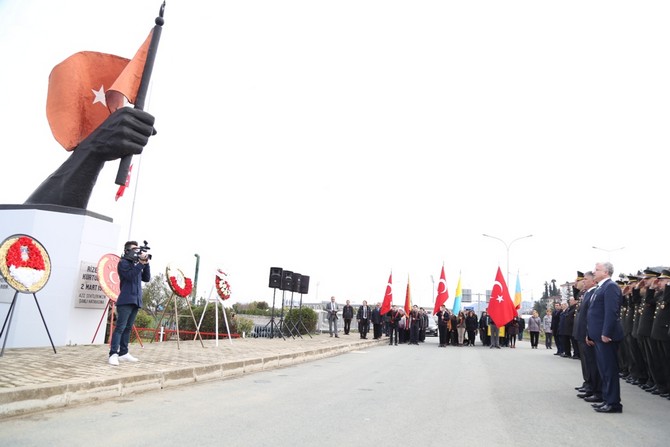 sehitleri-anma-gunu-ve-canakkale-deniz-zaferinin-101.-yili-rizede-kutlandi-(4).jpg