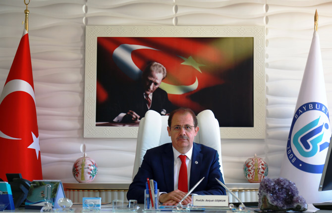 selcuk-coskun-bayburt-universitesi-rektoru-001.jpg