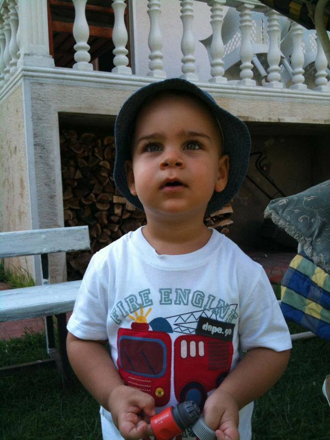 selim-sahin-5-yasinda-kanserden-oldu-1.jpg