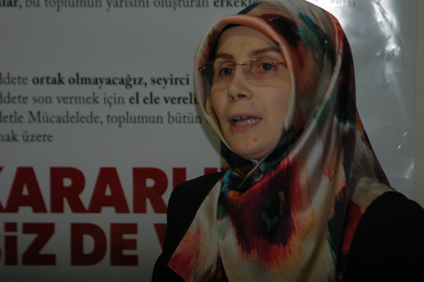 sema-topaloglu-yagcitekin-ak-parti-rize-il-kadin-kollari-baskani.20150301134017.jpg