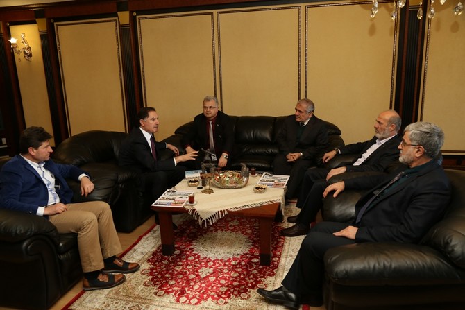 seref-malkoc,-rize-belediye-baskani-prof.-dr.-resat-kasap’i-makaminda-ziyaret-etti-(3).jpg