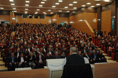 sevki-yilmazdan-rizede-28-subat-konferansi-3.20150226213902.jpg
