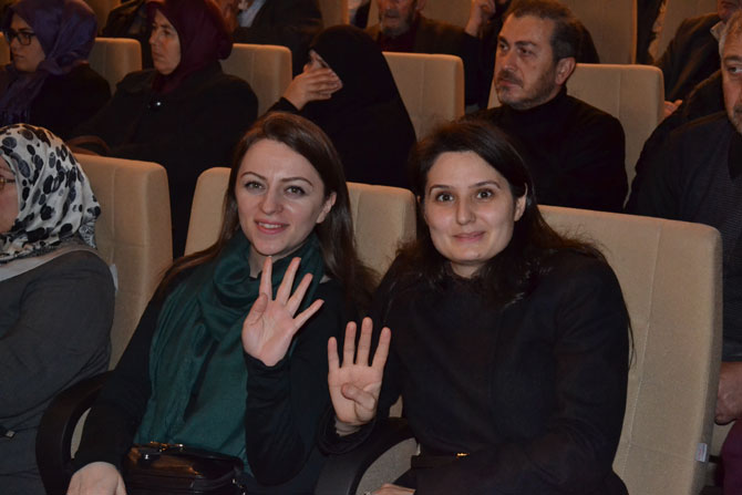 sevki-yilmazin-rize-konferansi-izleyiciler.jpg sevki-yilmazin-rize-konferansi-izleyiciler.jpg