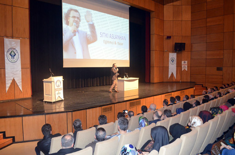 sitki-aslanhan-rize’de-konferans-verdi3.jpg