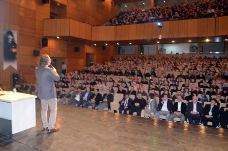 sitki-aslanhan-rize’de-konferans-verdi7.jpg