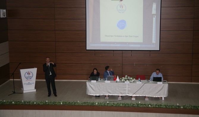 spor-organizasyonlarinin-sorunlari-rize’deki-seminerde-konusuldu-(7).jpg