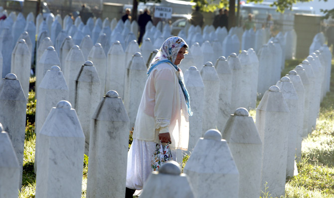 srebrenitsa-katliaminin-20.yili-aniliyor3.jpg srebrenitsa-katliaminin-20.yili-aniliyor3.jpg