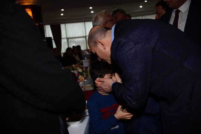 suleyman-soylu,-sehit-aileleriyle-bir-araya-geldi-(2).jpg