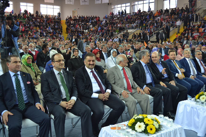 suleyman-soylu-rize-ak-parti-aday-tanitim-toplantisinda-1.jpg