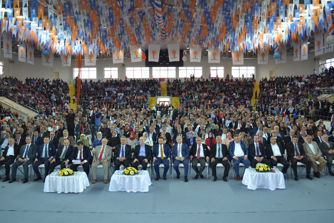 suleyman-soylu-rize-ak-parti-aday-tanitim-toplantisinda-2.jpg