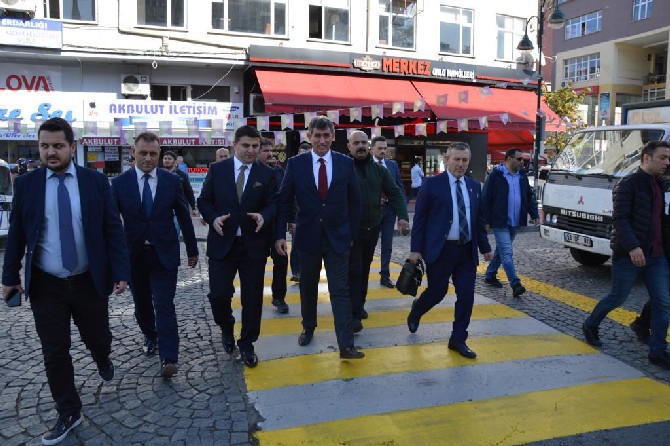 tbb-baskani-metin-feyzioglu,-rizede-esnaf-ziyaretlerinde-(8).jpg