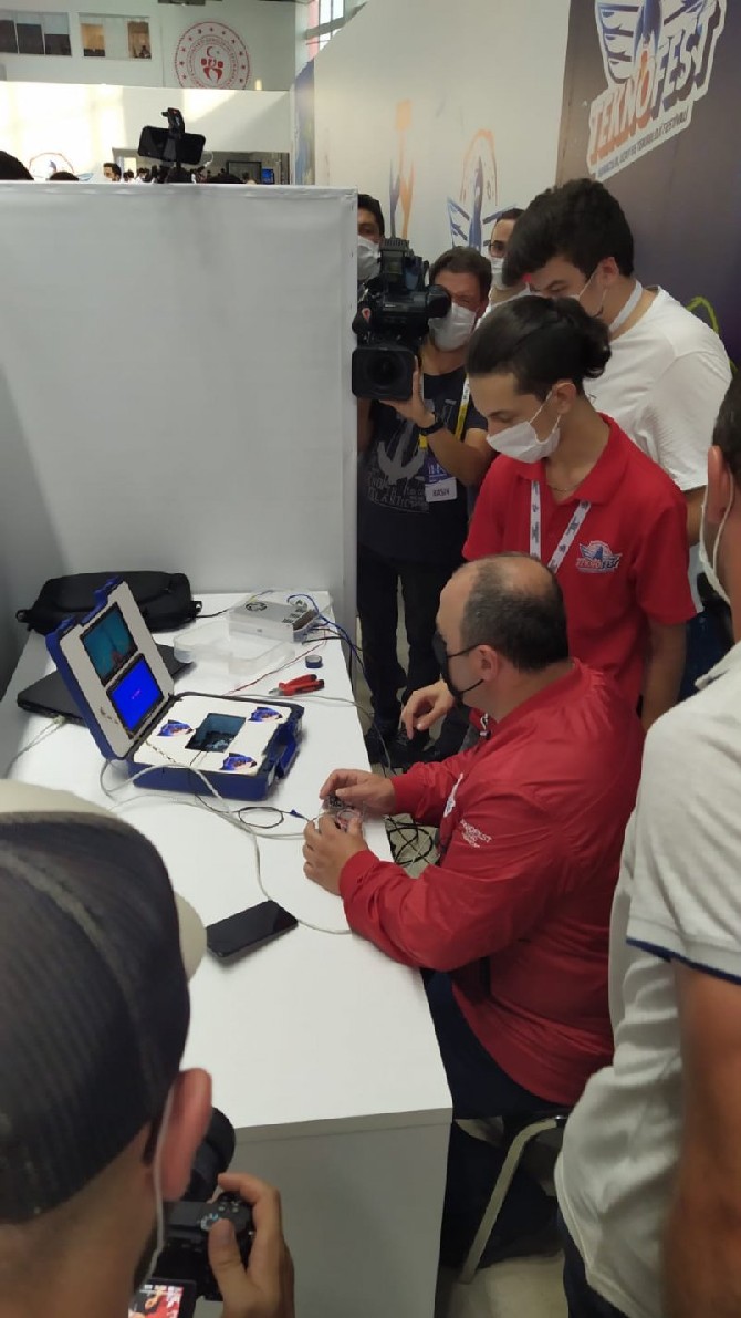 teknofest-2020de-hasan-kemal-yardimci-meslek-lisemizden-buyuk-basari-(5).jpg