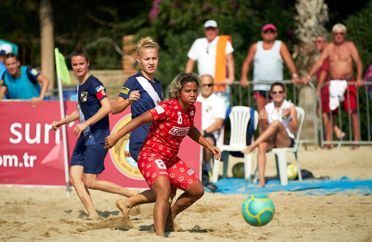thumbnail_kadinlar-foto-2-001.jpg