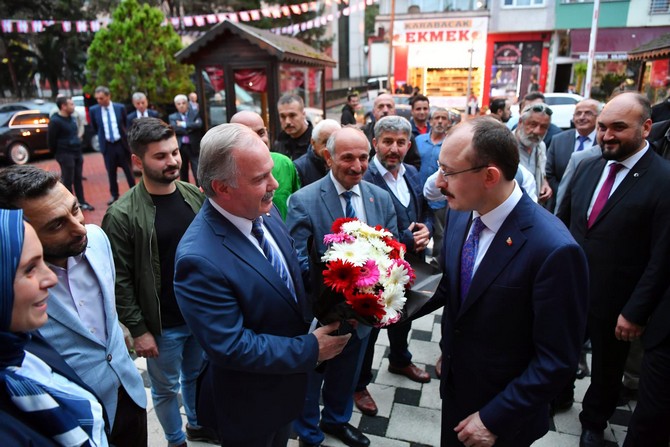 ticaret-bakani-mehmet-mus-trabzonda-bazi-ilcelerde-ziyaretlerde-bulundu-3.jpg