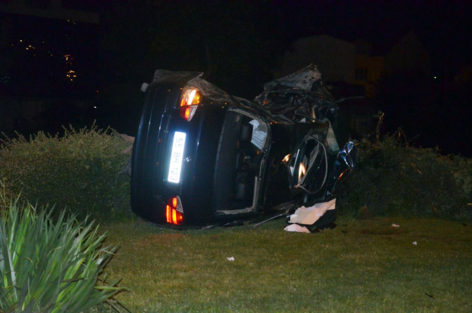 tir-otomobille-carpisti-1-olu-3.jpg tir-otomobille-carpisti-1-olu-3.jpg