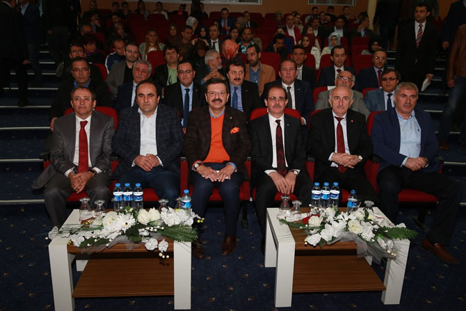tobb-baskani-rifat-hisarciklioglu-bayburt-universitesinde22-002.jpg