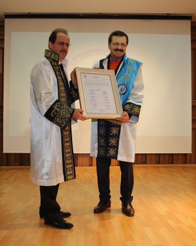 tobb-baskani-rifat-hisarciklioglu-bayburt-universitesinde25.jpg