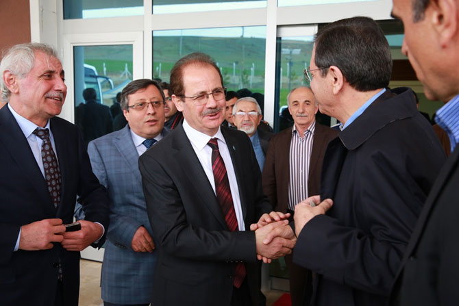 tobb-baskani-rifat-hisarciklioglu-bayburt-universitesinde5.jpg
