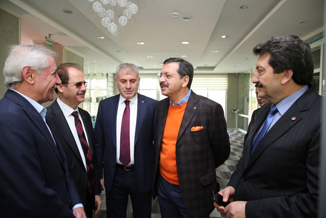 tobb-baskani-rifat-hisarciklioglu-bayburt-universitesinde7.jpg