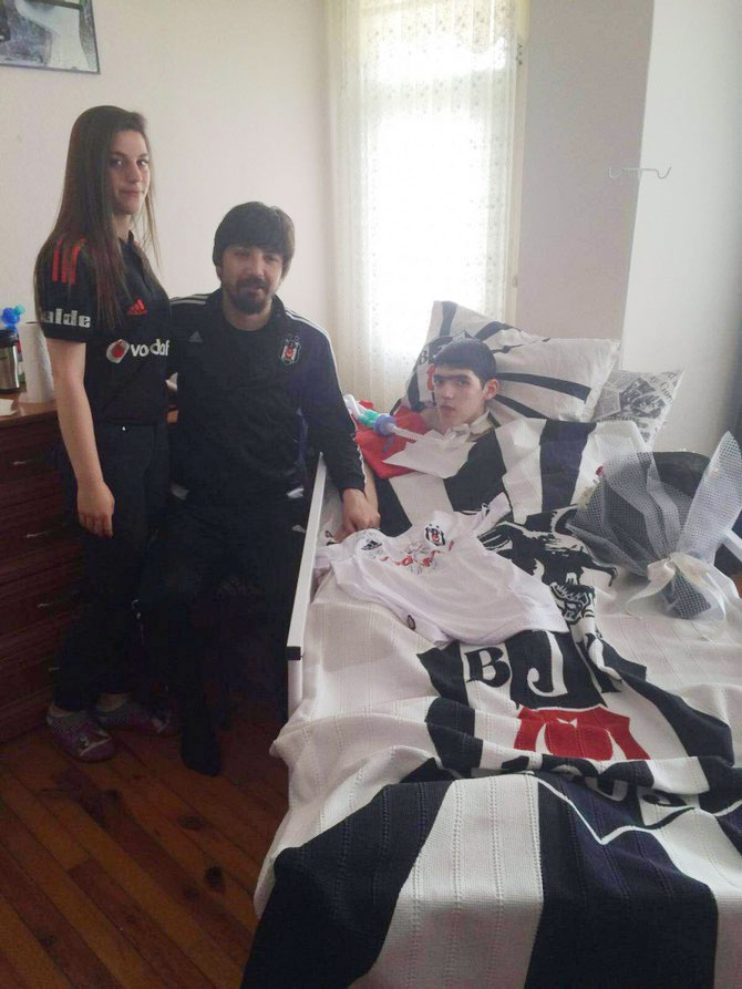 tolga-zenginden-oktay-yaziciya-ziyaret1.jpg