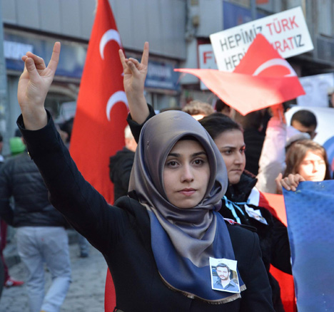 trabzon’da-firat-yilmaz-cakiroglu-icin-yuruduler-3.jpg