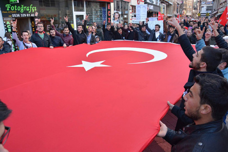 trabzon’da-firat-yilmaz-cakiroglu-icin-yuruduler-4.jpg
