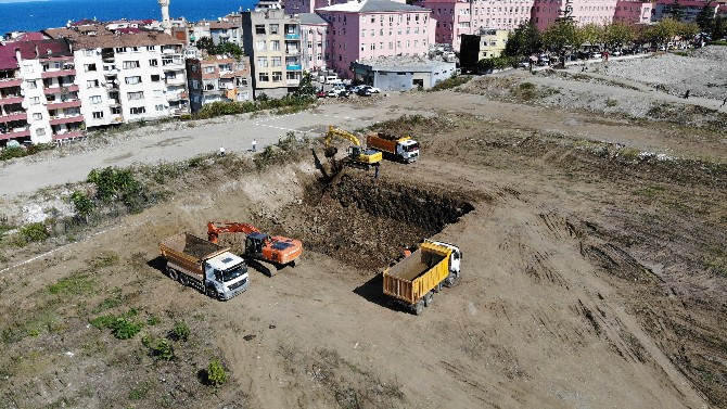 trabzon’da-millet-bahcesi’nin-yapimi-icin-ilk-kazma-vuruldu-(2).jpg