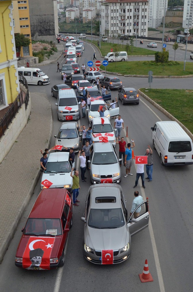 trabzon’da-terore-tepki-konvoyu-(4).jpg