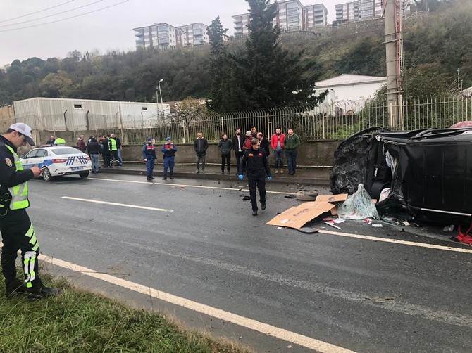 trabzon’da-trafik-kazasi-1-olu,-3-yarali-(4).jpg