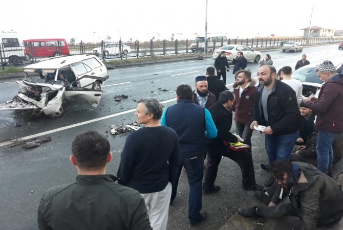 trabzon’da-trafik-kazasi-2-yarali-(3).jpg