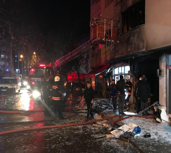trabzon’da-tupcu-dukkaninda-patlama-2-yarali-(5).jpg