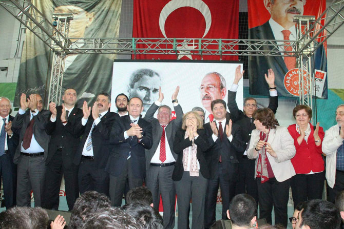 trabzon-chpde-govde-gosterisi3.jpg trabzon-chpde-govde-gosterisi3.jpg