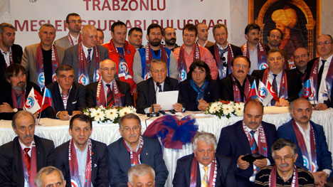trabzon-dernekleri-federasyonu-fenerbahceye-yapilan-saldiriyi-kinadi-1.jpg