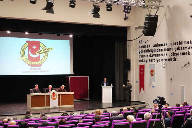 trabzon-gazeteciler-cemiyeti-baskanligina-ersen-kucuk-yeniden-secildi-4.jpg